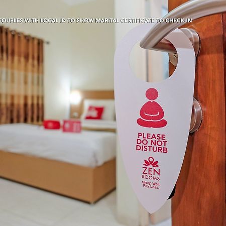 Zen Rooms Near Stasiun Kota Baru Malang Exterior foto